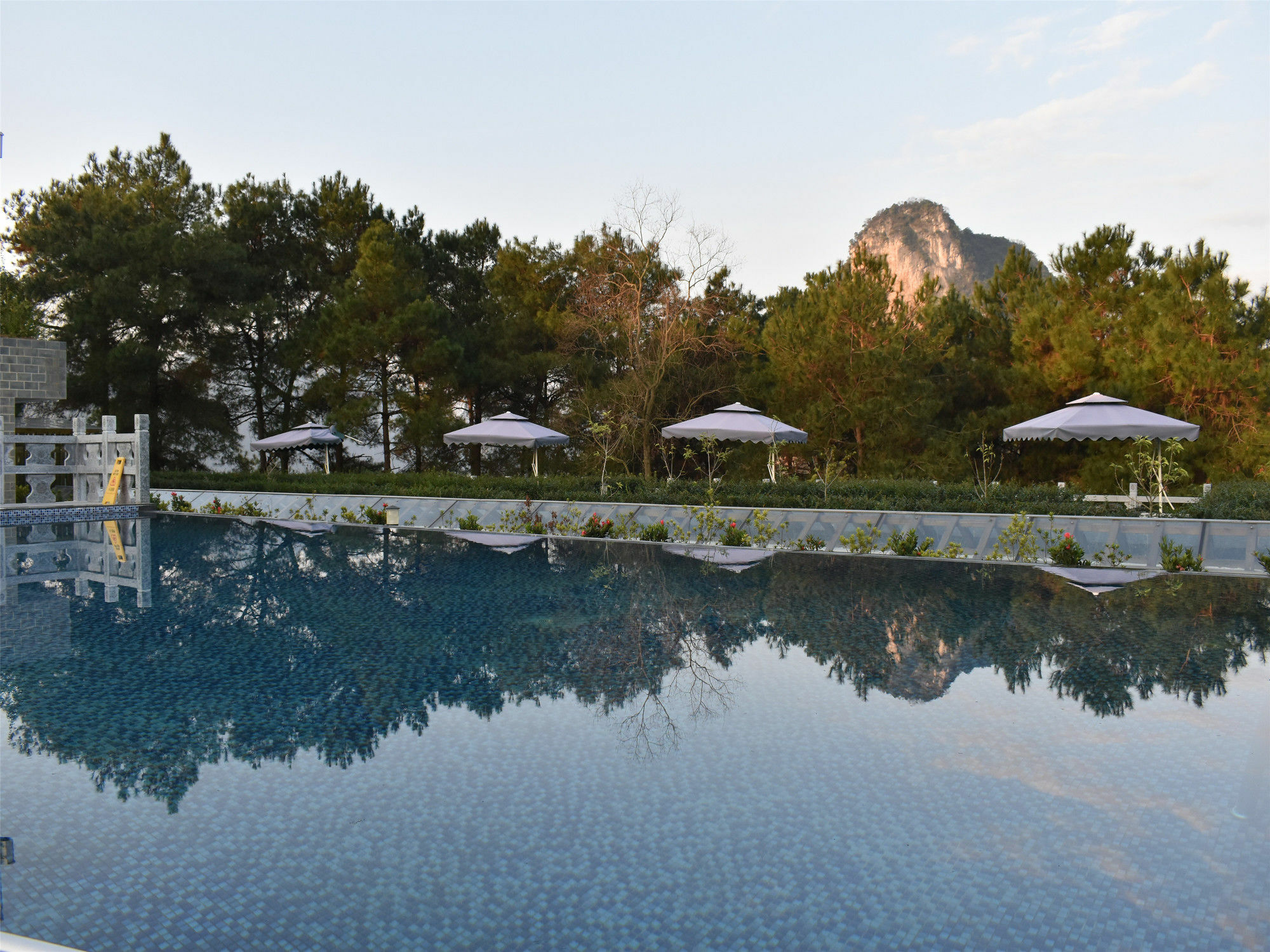 Yangshuo Mountain Top Retreat Экстерьер фото